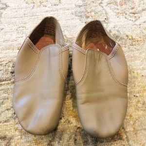 Capezio Jazz Shoes-EJ2- Caramel Color-E4-65-5.5M